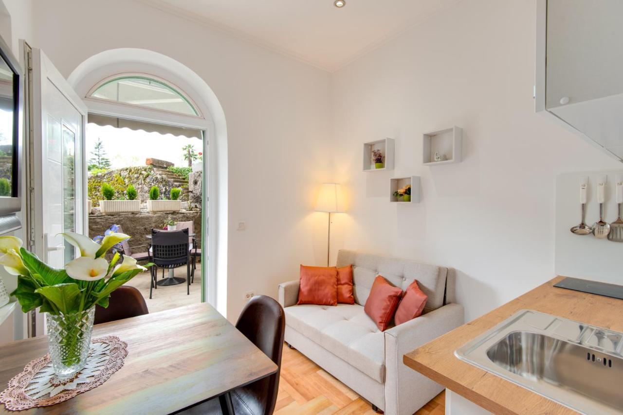 Studio Apartment Vittoria Lovran Εξωτερικό φωτογραφία
